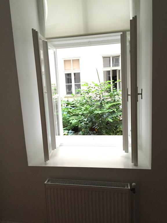City Apartment Wenen Kamer foto